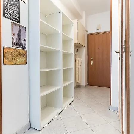 Alessia's Flat- Darsena Porta Genova M2 * Milan